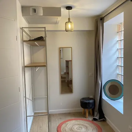 Deneb, Joli Studio Climatise Nîmes